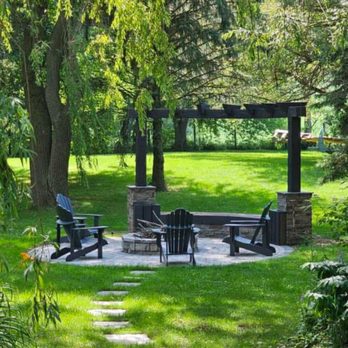 Wood Bully - Decks & Railing Near Me - Port Perry, Ontario Wood Bully - Decks & Railing Near Me - Port Perry, Ontario