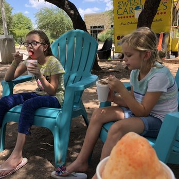 Sweet Caroline's Snow Shack - Vanilla ice cream stuffed - Shaved Ice Near Me - Austin, Texas Sweet Caroline's Snow Shack - Vanilla ice cream stuffed - Shaved Ice Near Me - Austin, Texas