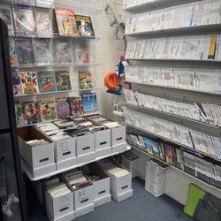 Play Raven Video Games - Comic books and Wii games