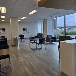 Great Lakes Medical Imaging - Large seating area