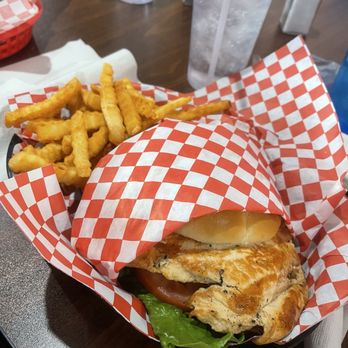Montezuma burger Haus - Chicken Sandwich - Burgers Near Me - Camp Verde, Arizona Montezuma burger Haus - Chicken Sandwich - Burgers Near Me - Camp Verde, Arizona