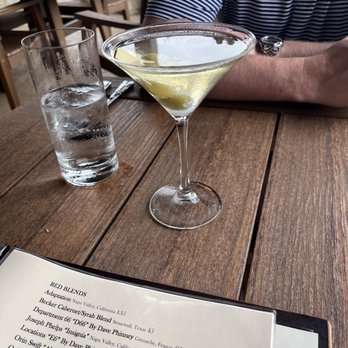 18 Oaks - Hendricks martini dirty with blue cheese stuffed olives - Steakhouses Near Me - San Antonio, Texas 18 Oaks - Hendricks martini dirty with blue cheese stuffed olives - Steakhouses Near Me - San Antonio, Texas