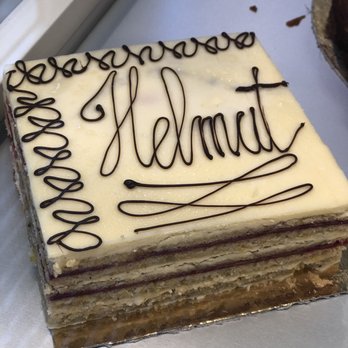 Helmut Newcake - Gluten free Parisian pastries - Gluten-Free Near Me - Paris, 75 Helmut Newcake - Gluten free Parisian pastries - Gluten-Free Near Me - Paris, 75