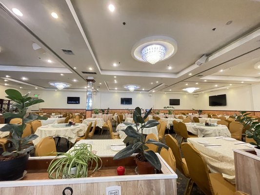 Cheung Hing Restaurant by null