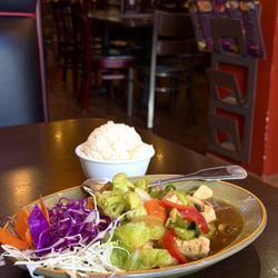 Swaddee Thai - Spicy basil leaves with veggies and soft tofu - really good basil flavor (10/2026)