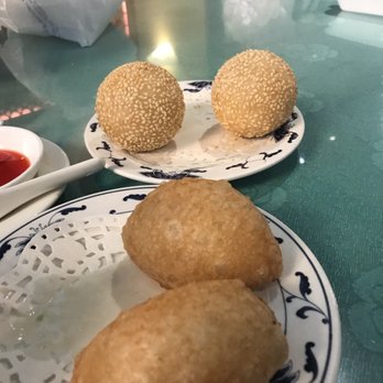 Kirin Restaurant - Red bean sesame and mochi reminded me of China town EVERY WHERE - Seafood Near Me - Honolulu, Hawaii