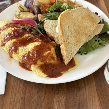Lapisara Eatery - Thai Panang Omelette - Breakfast & Brunch Near Me - San Francisco, California