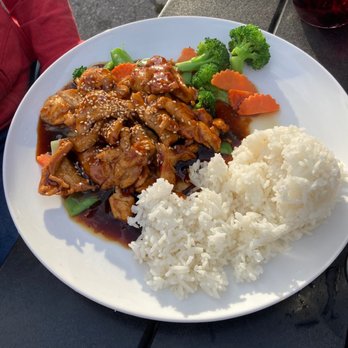 Thainamite - Thai Near Me - Milwaukee, Wisconsin