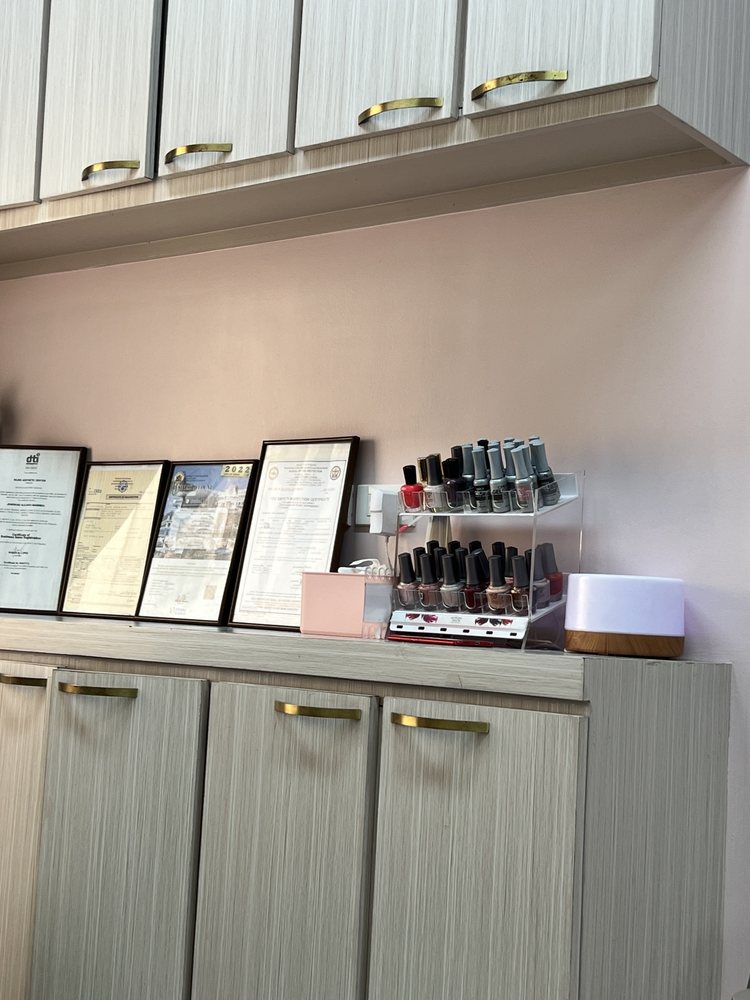 REJEN AESTHETIC CENTER Updated June 2024 E Lopez St, Iloilo City