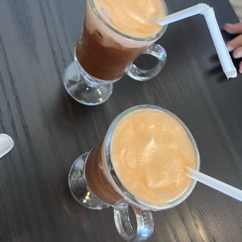 Le Peep - Legacy - orange mocha cold brew - Breakfast & Brunch Near Me - Omaha, Nebraska