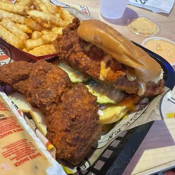 Dave's Hot Chicken - Spicy slider and extra spicy Dave's #3 1 Tender & 1 Slider w/ Fries - Chicken Shop Near Me - Los Angeles, California Dave's Hot Chicken - Spicy slider and extra spicy Dave's #3 1 Tender & 1 Slider w/ Fries - Chicken Shop Near Me - Los Angeles, California