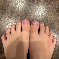 Best Nails - Look at my toes, the left one was painful.
