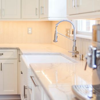 Bath, Kitchen & Tile - Contemporary kitchen remodel. White and blue shaker cabinets. Large Island. Marble countertop. - Kitchen & Bath Near Me - Wilmington, Delaware
