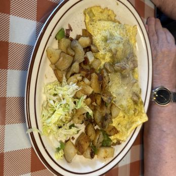 Orange Belt Cafe - Chile verde omelette - Burgers Near Me - Exeter, California Orange Belt Cafe - Chile verde omelette - Burgers Near Me - Exeter, California