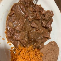La Ribera Taqueria & Restaurant - Carne guisada plate