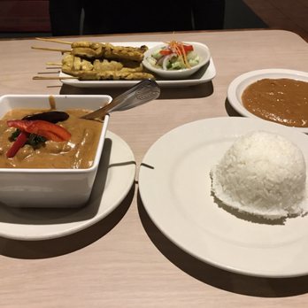 Dao Thai - Beef panang curry and chicken satay - Thai Near Me - Chicago, Illinois Dao Thai - Beef panang curry and chicken satay - Thai Near Me - Chicago, Illinois