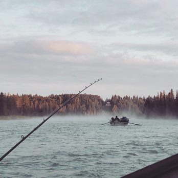 Kenai River Drifter's Lodge - The first morning on the water hunting for those Kings - Rafting/Kayaking Near Me - Cooper Landing, Alaska Kenai River Drifter's Lodge - The first morning on the water hunting for those Kings - Rafting/Kayaking Near Me - Cooper Landing, Alaska