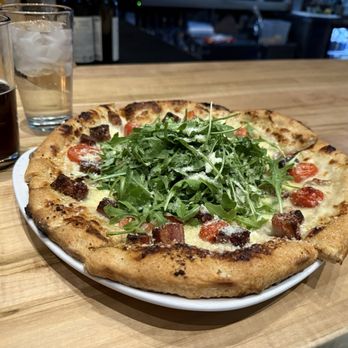 Flip Side - Hudson - Pancetta pizza - Burgers Near Me - Hudson, Ohio