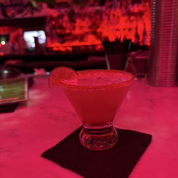 The Tipsy Pig - Cosmopolitan - Lounges Near Me - Omaha, Nebraska