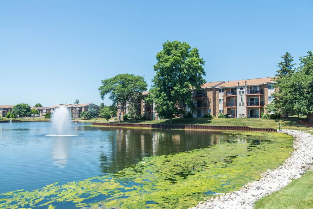 GOLFSIDE LAKE APARTMENTS & TOWNHOMES Updated September 2024 13