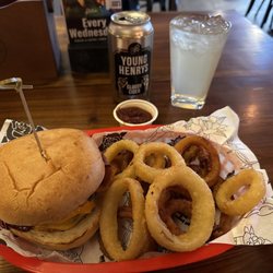 Hellcat Maggie - Cowboy burger / onion rings/ cider.