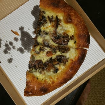 Mozza2Go - Funghi Mista pizza also very salty, with excessively large portion of naked crust. - Italian Near Me - Los Angeles, California
