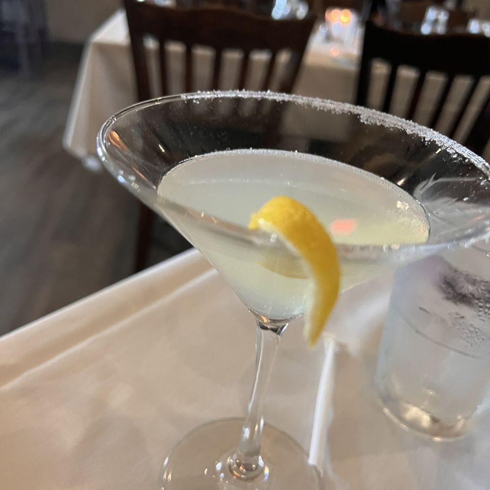 Marais - Lemon drop martini - Seafood Near Me - Dickinson, Texas Marais - Lemon drop martini - Seafood Near Me - Dickinson, Texas