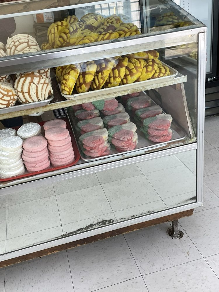 La Espiga Dorada Bakery