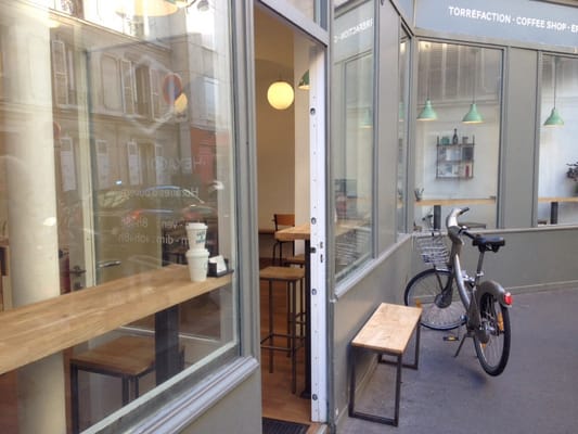 Hexagone Café by null