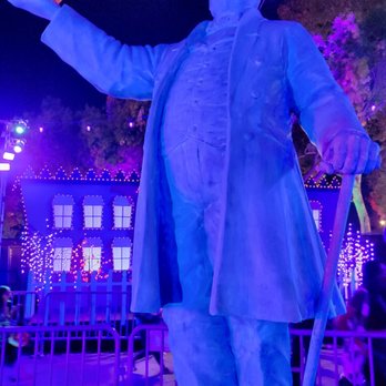 Hauntoween - Amusement Parks Near Me - Los Angeles, California Hauntoween - Amusement Parks Near Me - Los Angeles, California