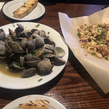 Lost Roo - Calamari and Steamer clams - American Near Me - Long Beach, Washington