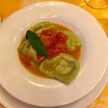 Il Profeta - Ravioli with basil, mozzarella and tomato - Tuscan Near Me - Florence, FI