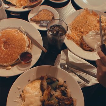 Mountain Top Cafe - Hotcakes, Popeye Omelette with country potatoes. - American Near Me - Phelan, California