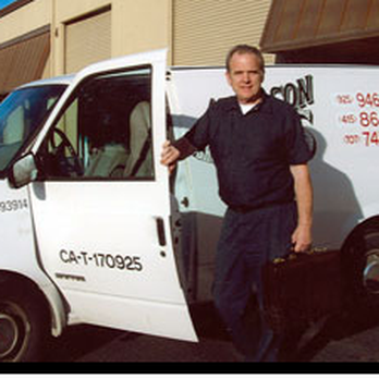 Anderson Bros Movers - Karl Anderson, owner and operator of this family-owned business since 1976. Karl lives in the East Bay with his wife of 43 years, Patti. - Movers Near Me - Martinez, California Anderson Bros Movers - Karl Anderson, owner and operator of this family-owned business since 1976. Karl lives in the East Bay with his wife of 43 years, Patti. - Movers Near Me - Martinez, California