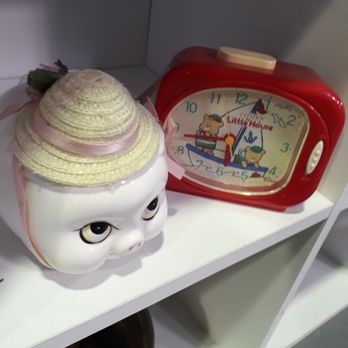 Erstwhile Market - Used, Vintage & Consignment Near Me - Moorabbin, VIC Erstwhile Market - Used, Vintage & Consignment Near Me - Moorabbin, VIC