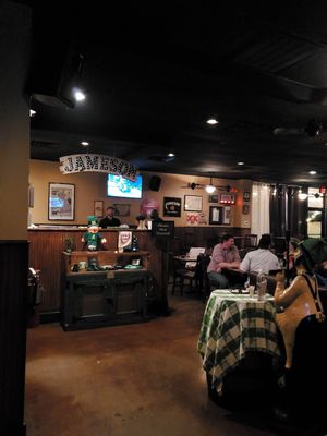 Danny's Celtic Pub by null