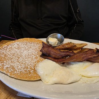 Eggspectation - Timonium - Breakfast & Brunch Near Me - Timonium, Maryland