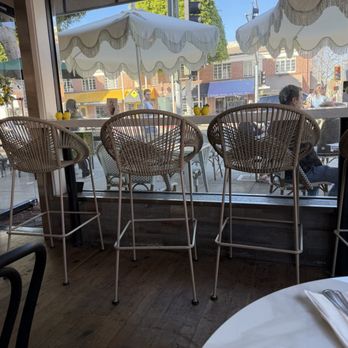 The BVRLY - Inside - Breakfast & Brunch Near Me - Beverly Hills, California The BVRLY - Inside - Breakfast & Brunch Near Me - Beverly Hills, California