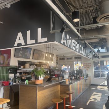 Next Level Veggie Grill Denver - Inside - Vegan Near Me - Denver, Colorado