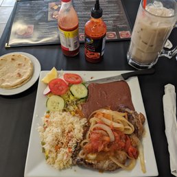 Bistec Encebollado