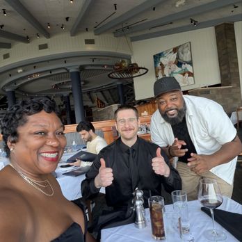 Palisade - Our server James - Seafood Near Me - Seattle, Washington