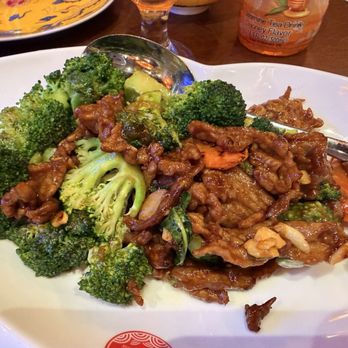 Yu By Sijie - Beef and broccoli at first I said where is the beef such small strips - Chinese Near Me - Las Vegas, Nevada Yu By Sijie - Beef and broccoli at first I said where is the beef such small strips - Chinese Near Me - Las Vegas, Nevada