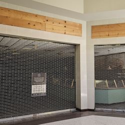 Indiana Mall - Former Capri Pizza.