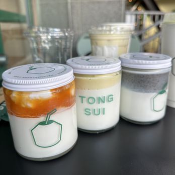 Tong Sui - From left to right: Persimmon, Durian, Black Sesame - Bubble Tea Near Me - Palo Alto, California Tong Sui - From left to right: Persimmon, Durian, Black Sesame - Bubble Tea Near Me - Palo Alto, California