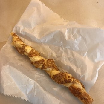 Sarabeth's Bakery - Cheese straw - Bakeries Near Me - New York, New York
