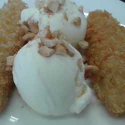 Sunshine Vietnamese Restaurant - Deep Fried Banana and Ice Cream (Dessert)