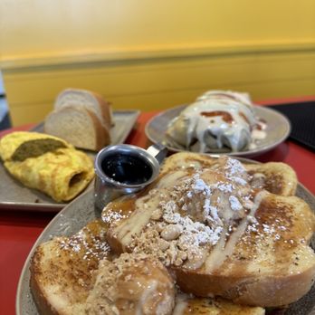 Early Bird - West Des Moines - Monkey Business, El Gordo Morning Burrito, Wide Awake Omelet - Breakfast & Brunch Near Me - West Des Moines, Iowa Early Bird - West Des Moines - Monkey Business, El Gordo Morning Burrito, Wide Awake Omelet - Breakfast & Brunch Near Me - West Des Moines, Iowa
