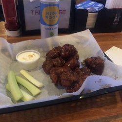 The Village Tavern - Boneless wings