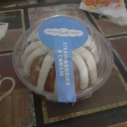 icing should have matched the cake flavor, but didn't icing should have matched the cake flavor, but didn't
