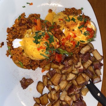 Canela Cafe - South Benedict - Breakfast & Brunch Near Me - Milwaukee, Wisconsin